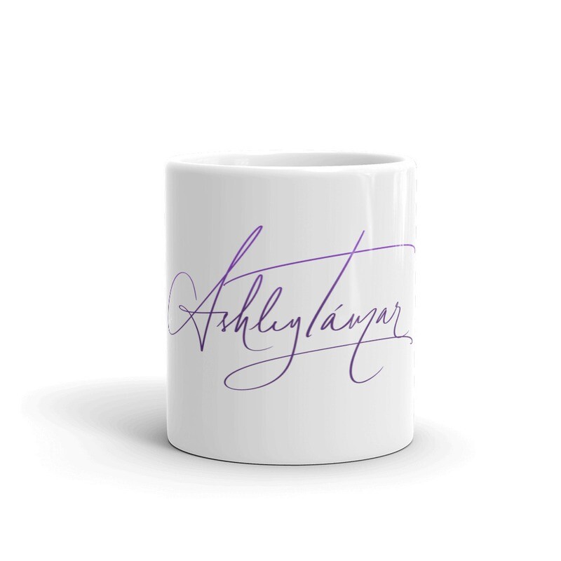 Signature Collection White Glossy Mug