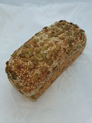 Pandoro Five Grain Sourdough (e rima karepe rewena)