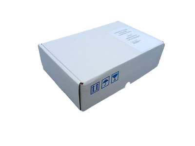 Fruit shipping box for 6 round fruit with lid closed.