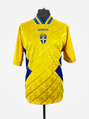 Sweden 1994-96 Home - Size XL
