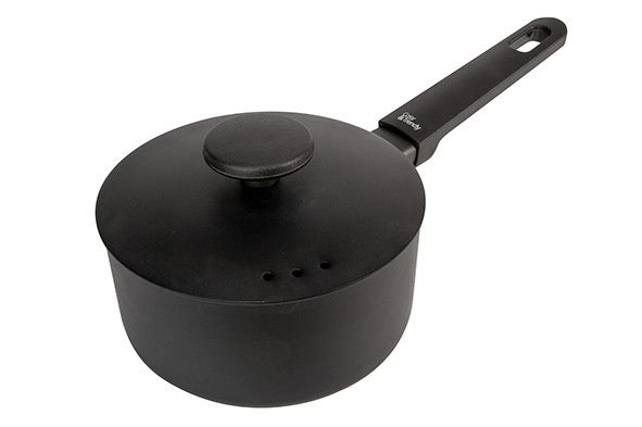 FULL BLACK SAUSPAN ZWART D16XH7,8CM ALUM INIUM MET DEKSEL ALLE VUREN