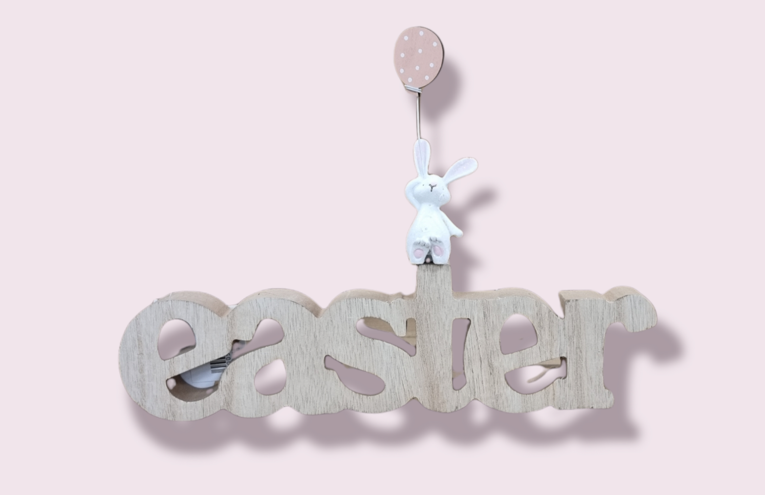 Paasdecoratie met konijntje in hout