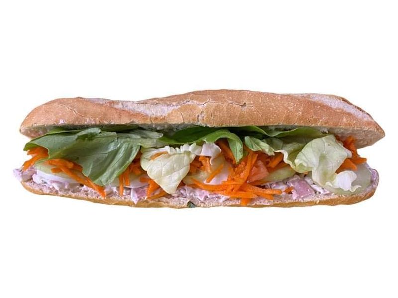 Broodje vleessalade