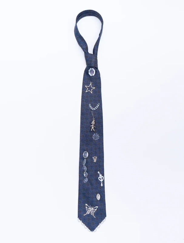 Charm tie ★02
