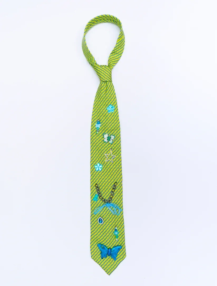 Charm tie ★03