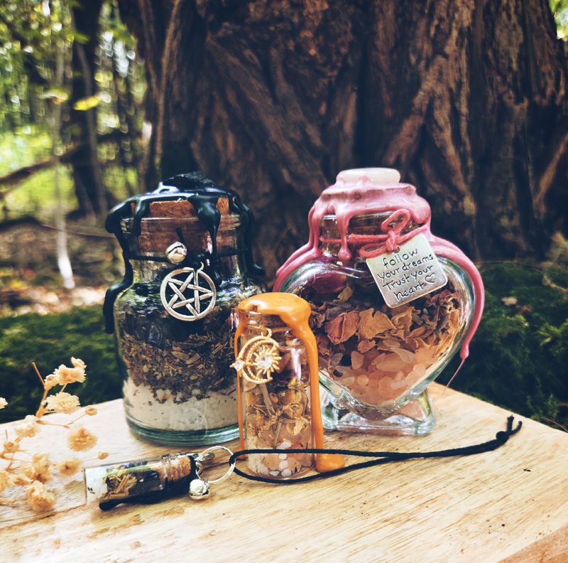 Zaubergläschen, Spell Jar individuell gefertigt