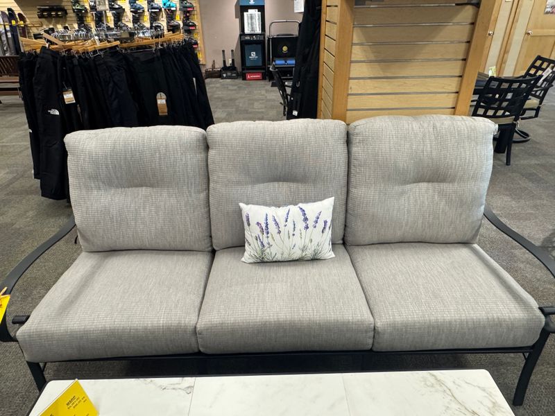 Pasadera Sofa- Grade C