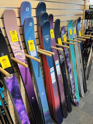 Womens Skis