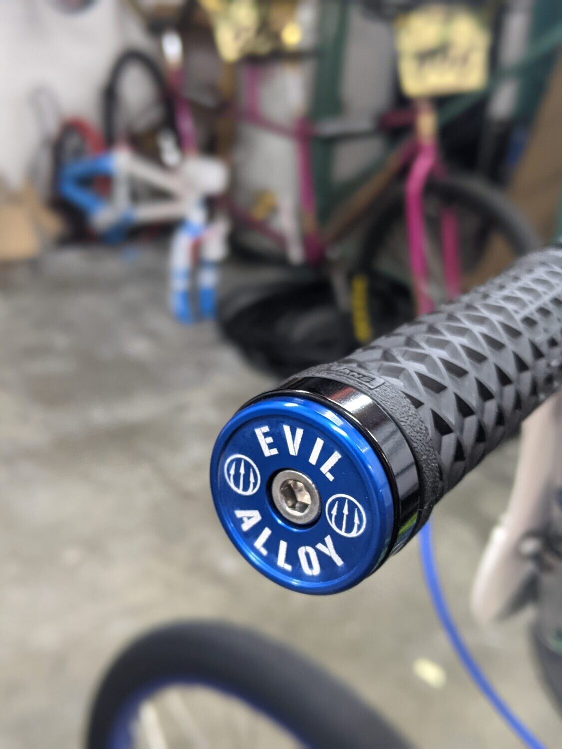 Evil Alloy - CNC Aluminum Bar Ends
