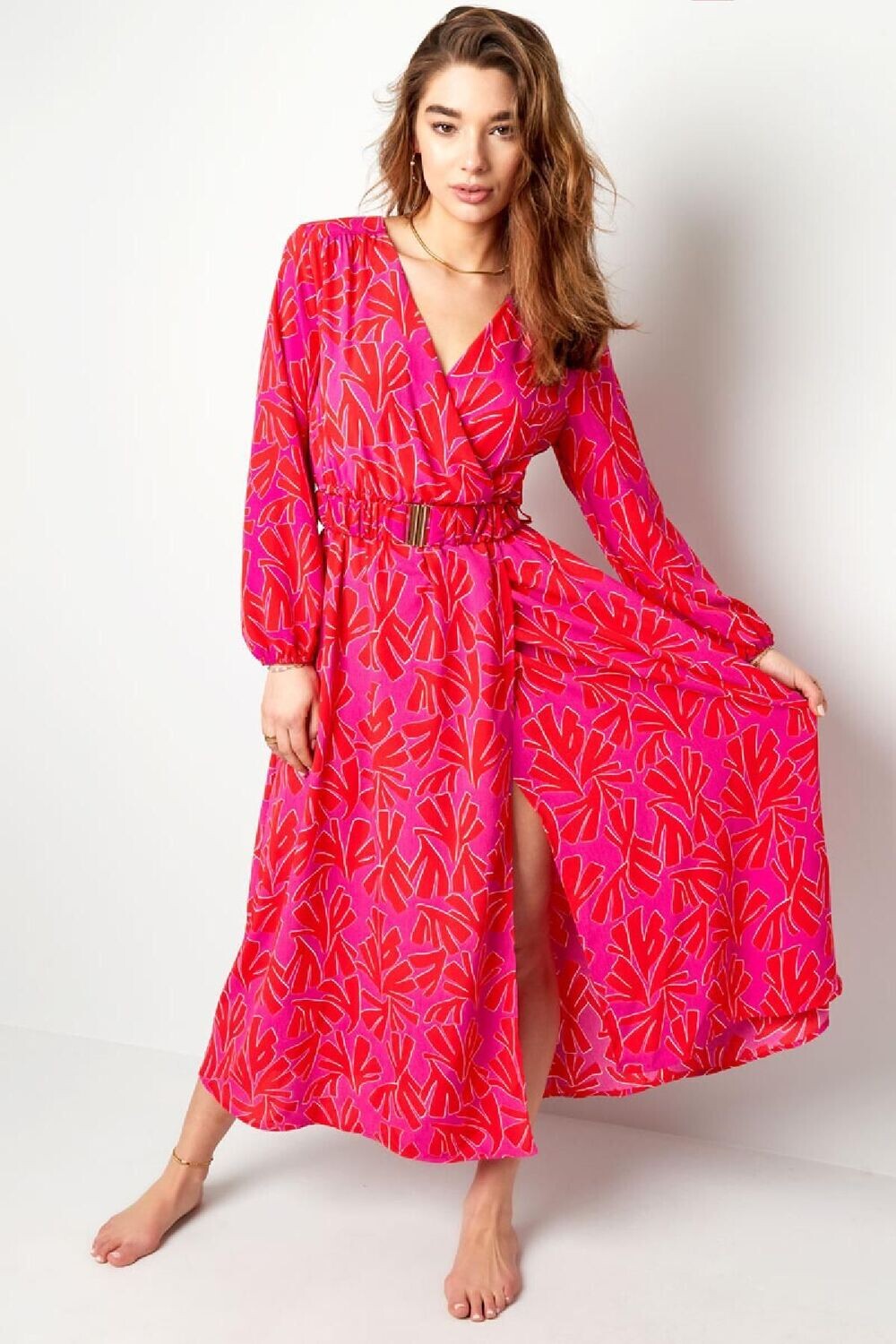 Maxi jurk kleurrijke print met riem Rood