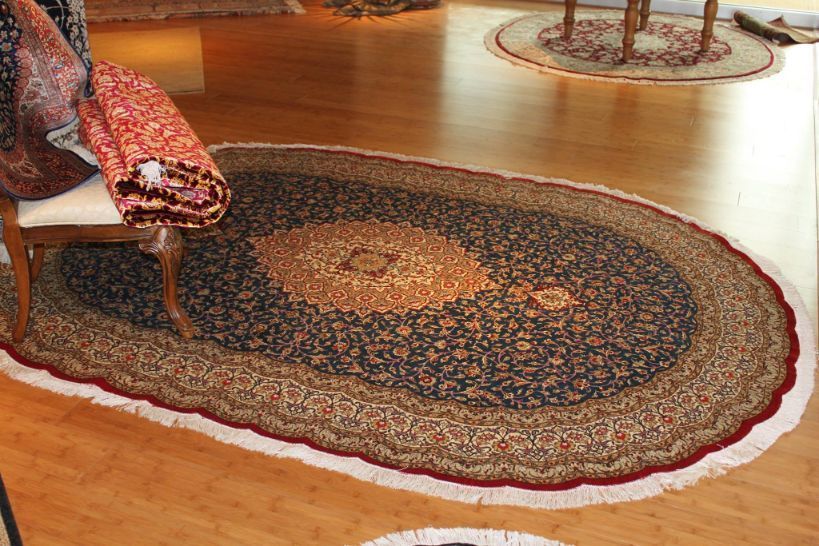 Custom silk-qum