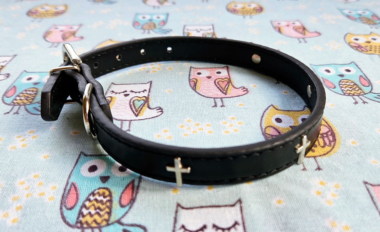 Black cross collar small