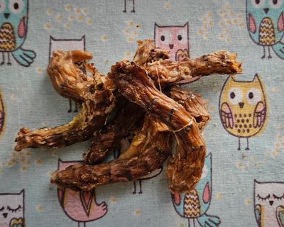 Dried chicken necks 100G