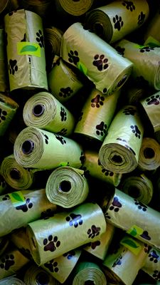 Compostable poo bags