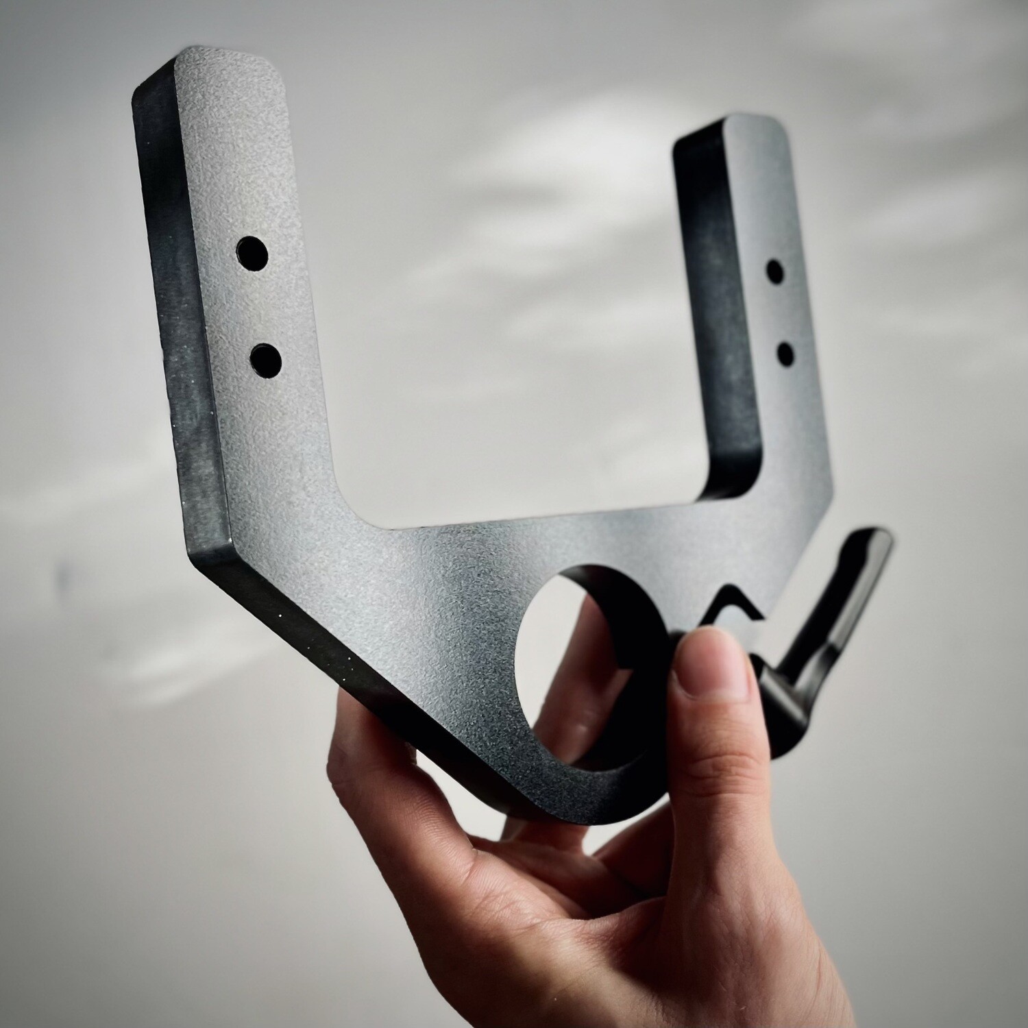 Compact Spinner Mount