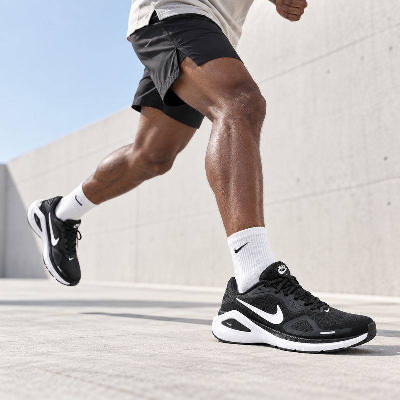 Nike Journey Run – Black/White