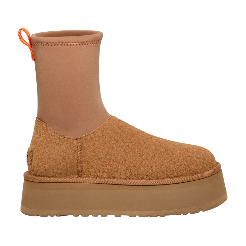 UGG Classic Dipper Platform Boots in Chestnut - Outer Side View