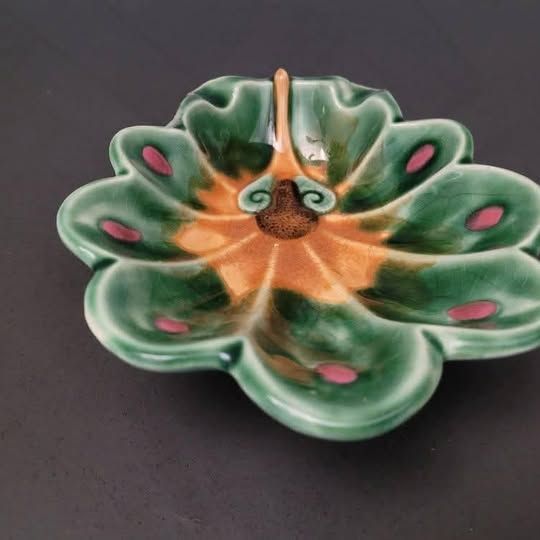 Vintage 1970&#39;s Clamshell Ashtray