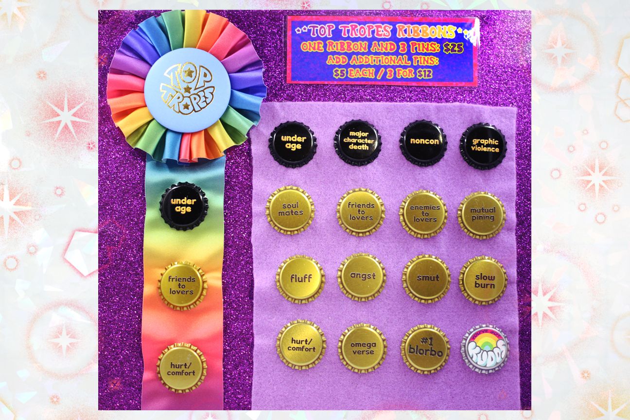 TOP TROPES RIBBONS AND PINS