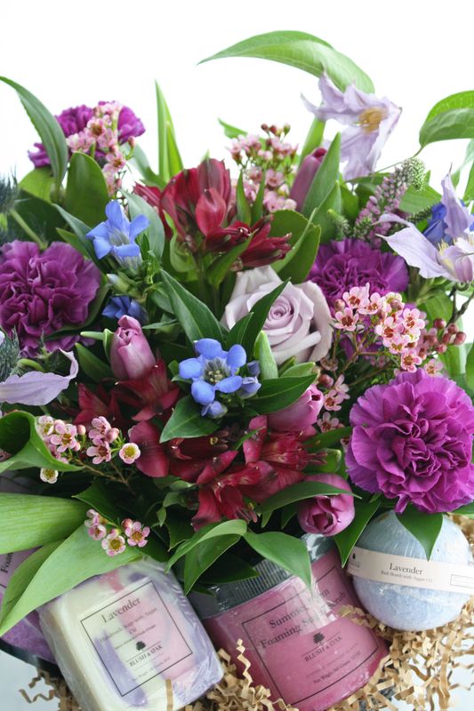 Blush & Oak Bouquet in Blues