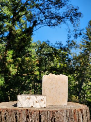 Oatmeal Milk &amp; Honey - Artisan Soap