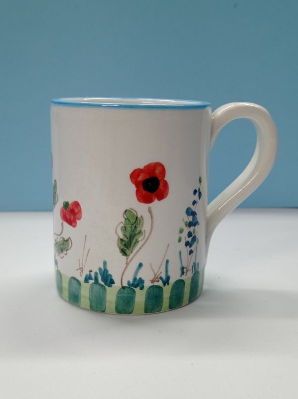 Tazze a cilindro con manico, h. 10 cm, decoro a papaveri