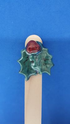 Segnalibro con testa in ceramica tema agrifoglio