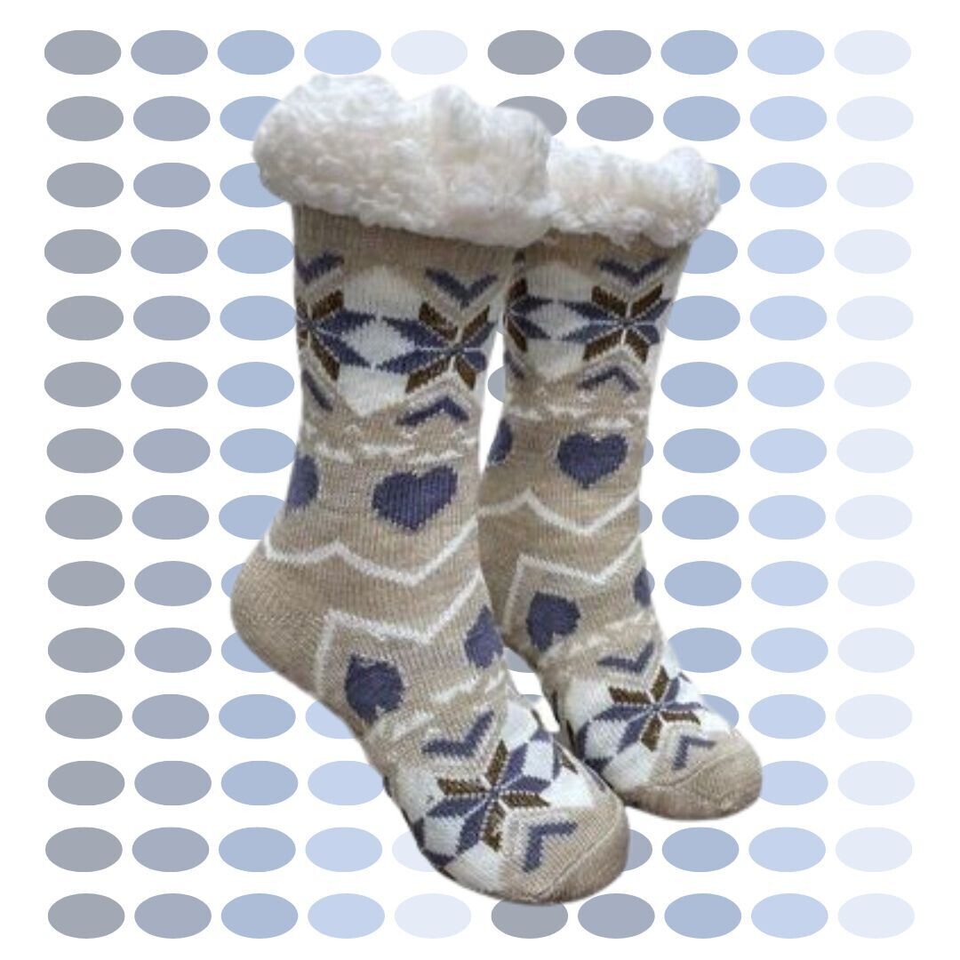 Women&#39;s Tan Plush Sherpa Blue Heart Socks