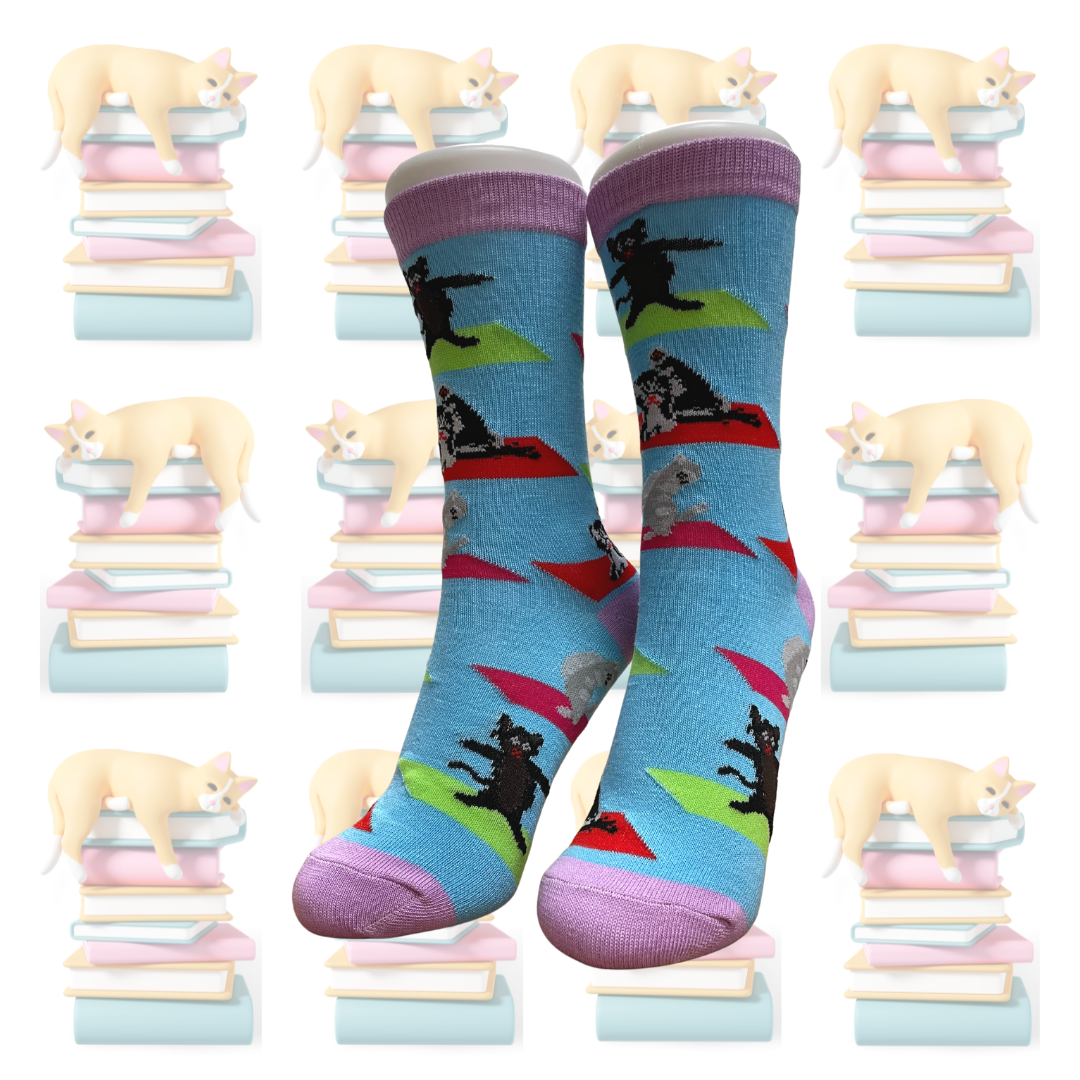 Women&#39;s Cat On A Mat Crew Socks
