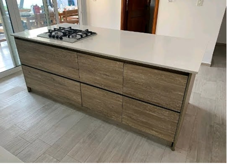 Barra de 2 mts. Con traforo para anafe