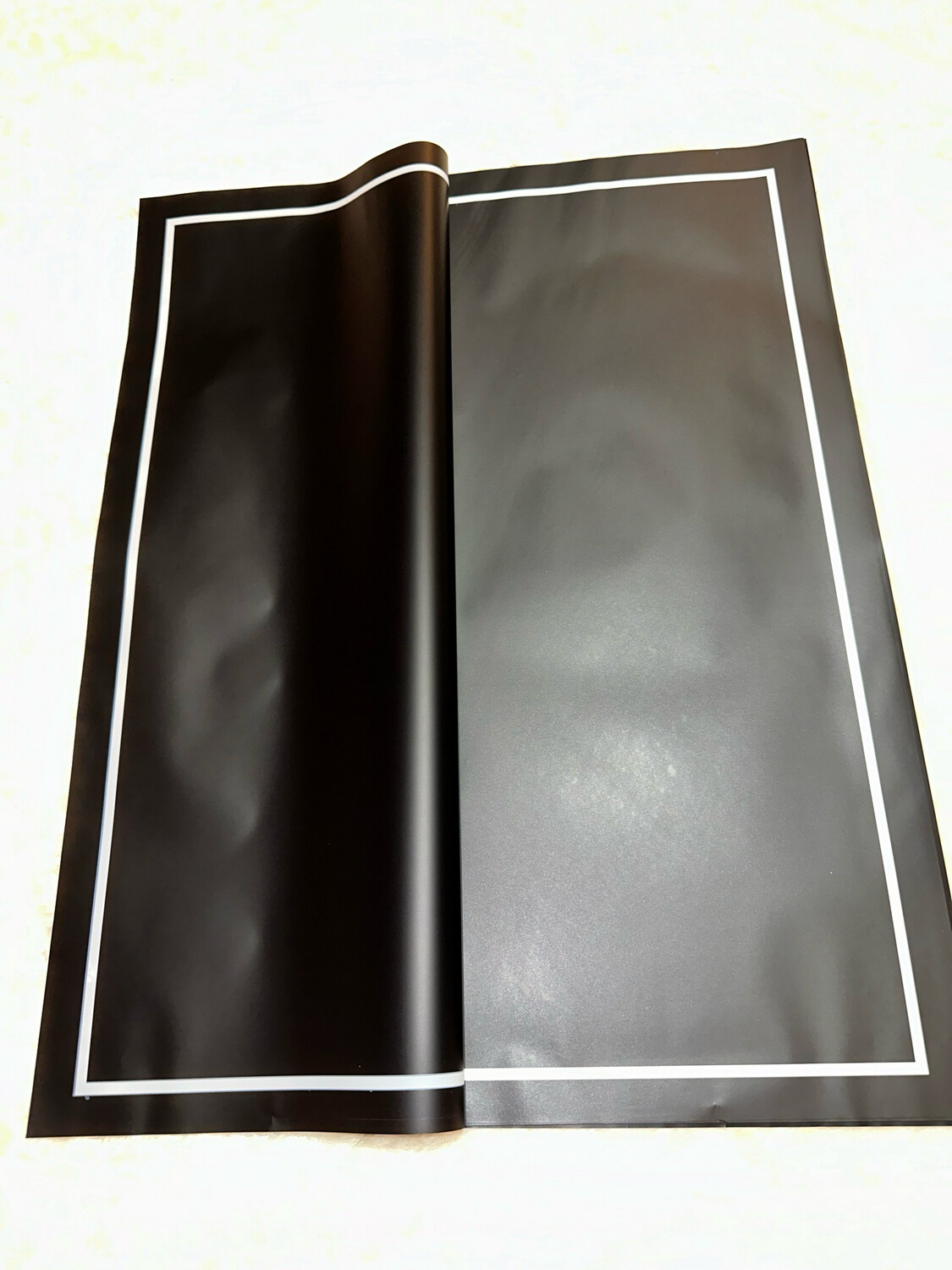 Black white line/20 sheets per pack