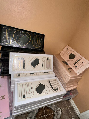 MON AND ILOVE BOXES 