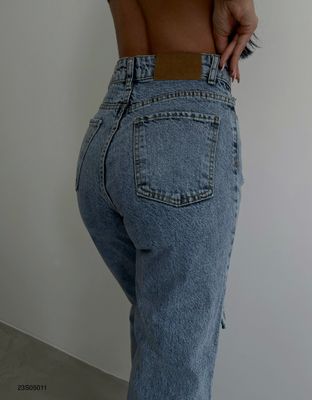 Lasergeschnittene Mom-Jeans