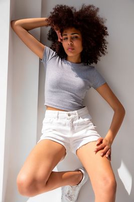 Geripptes Basic T-Shirt