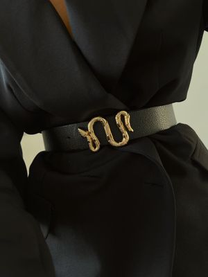 Damengürtel mit Schlangenschnalle