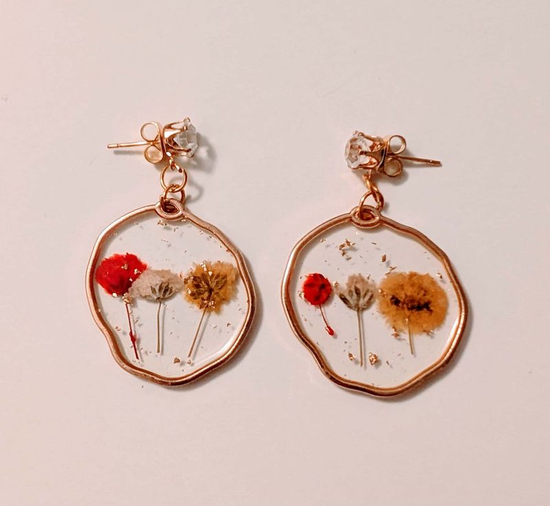 Handcrafted Earrings Dried Flowers in Resin with Cubic Zirconia Posts