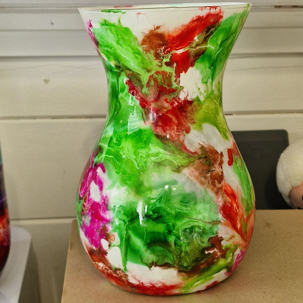 LIVE SALE VASES, one of each vase FROM