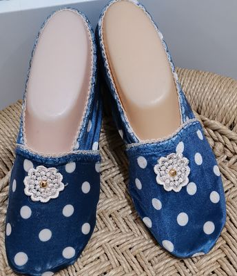 CHAUSSONS