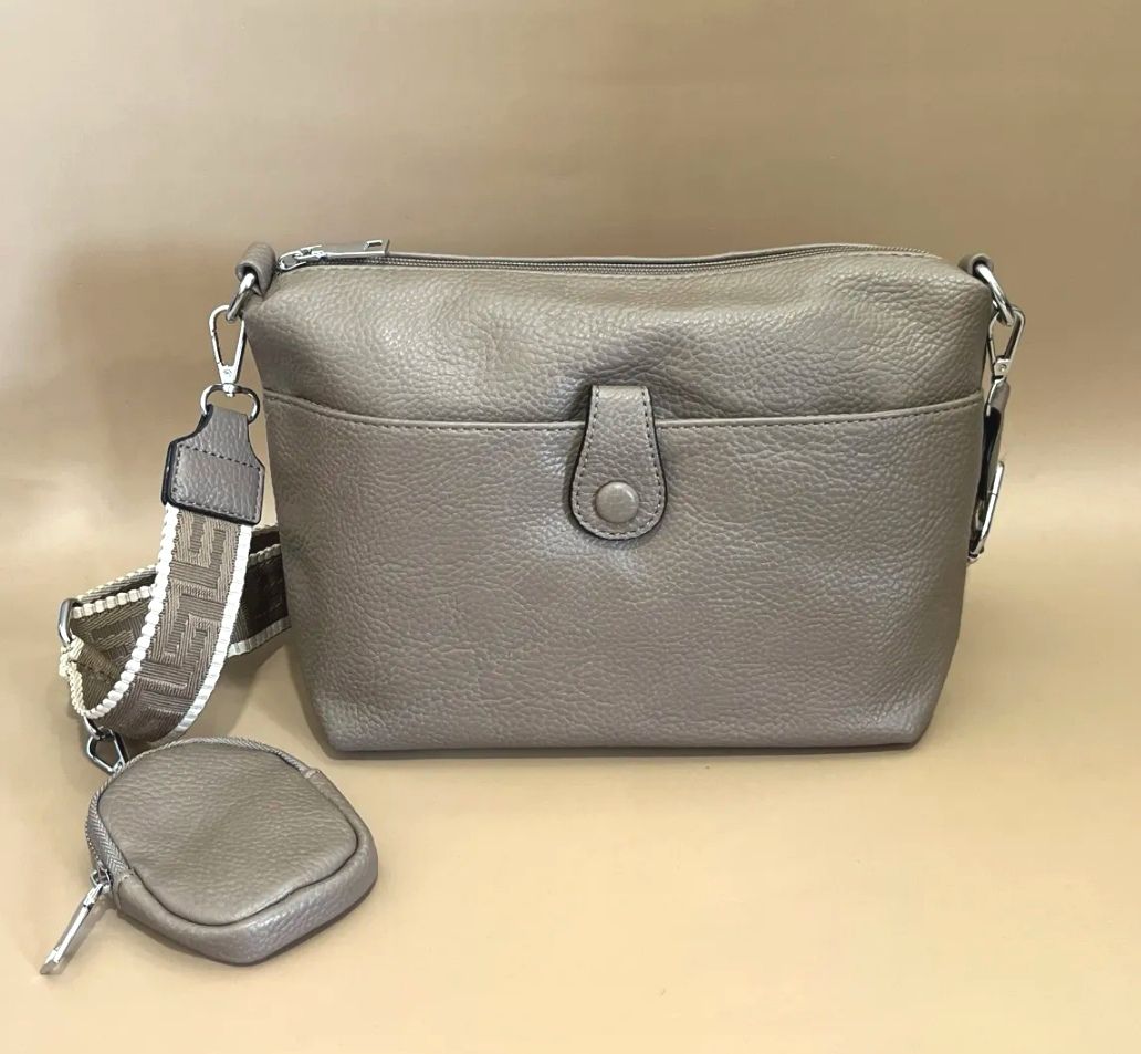 Sac bandoulière taupe avec son porte-monnaie