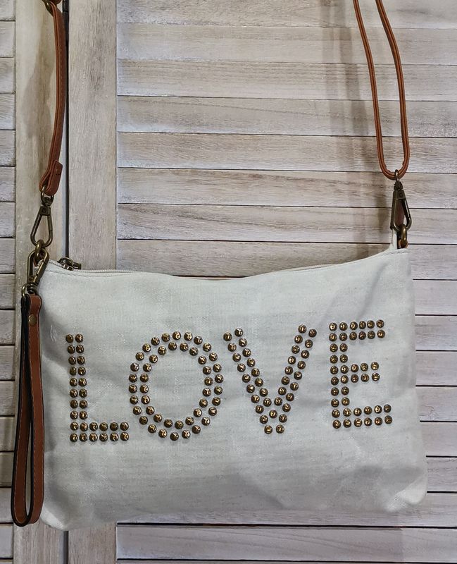 Sac pochette bandoulière  beige &quot;LOVE&quot;