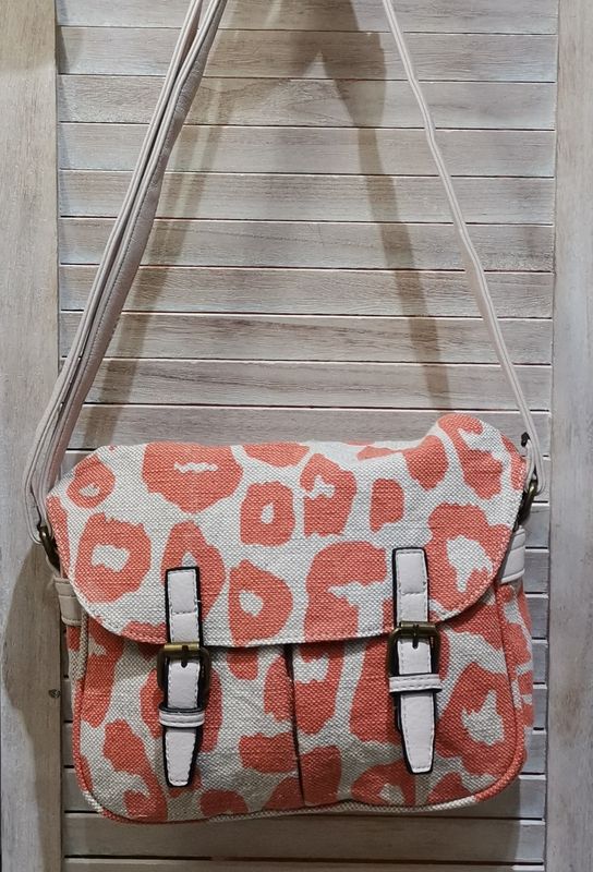 Sac bandoulière à rabat beige /corail
