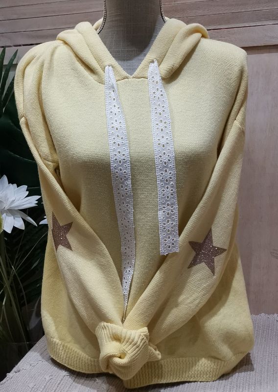 Pull à capuche jaune