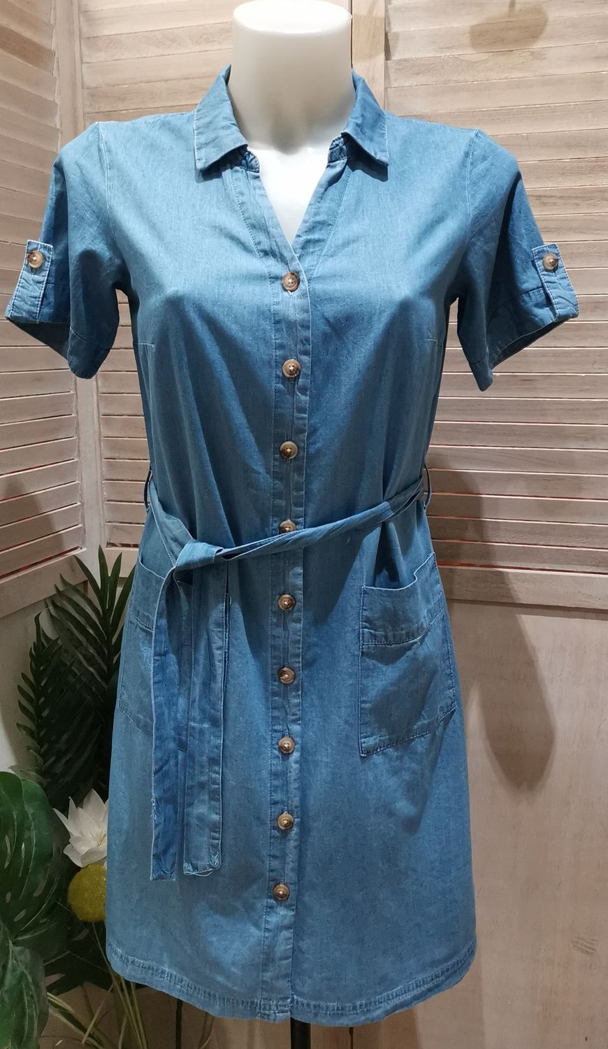 Robe bleue , en jeans légère