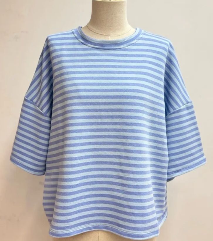 Sweat à rayures bleues