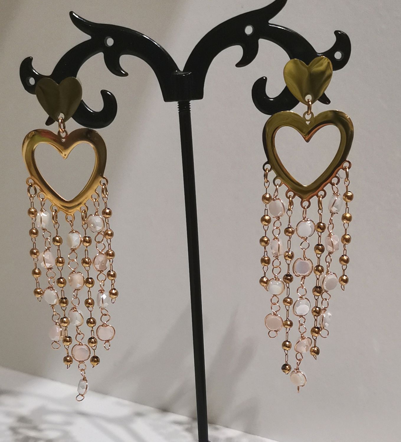 Boucles d&#39;oreilles en acier inoxydable,  coeurs dorés plus pampilles