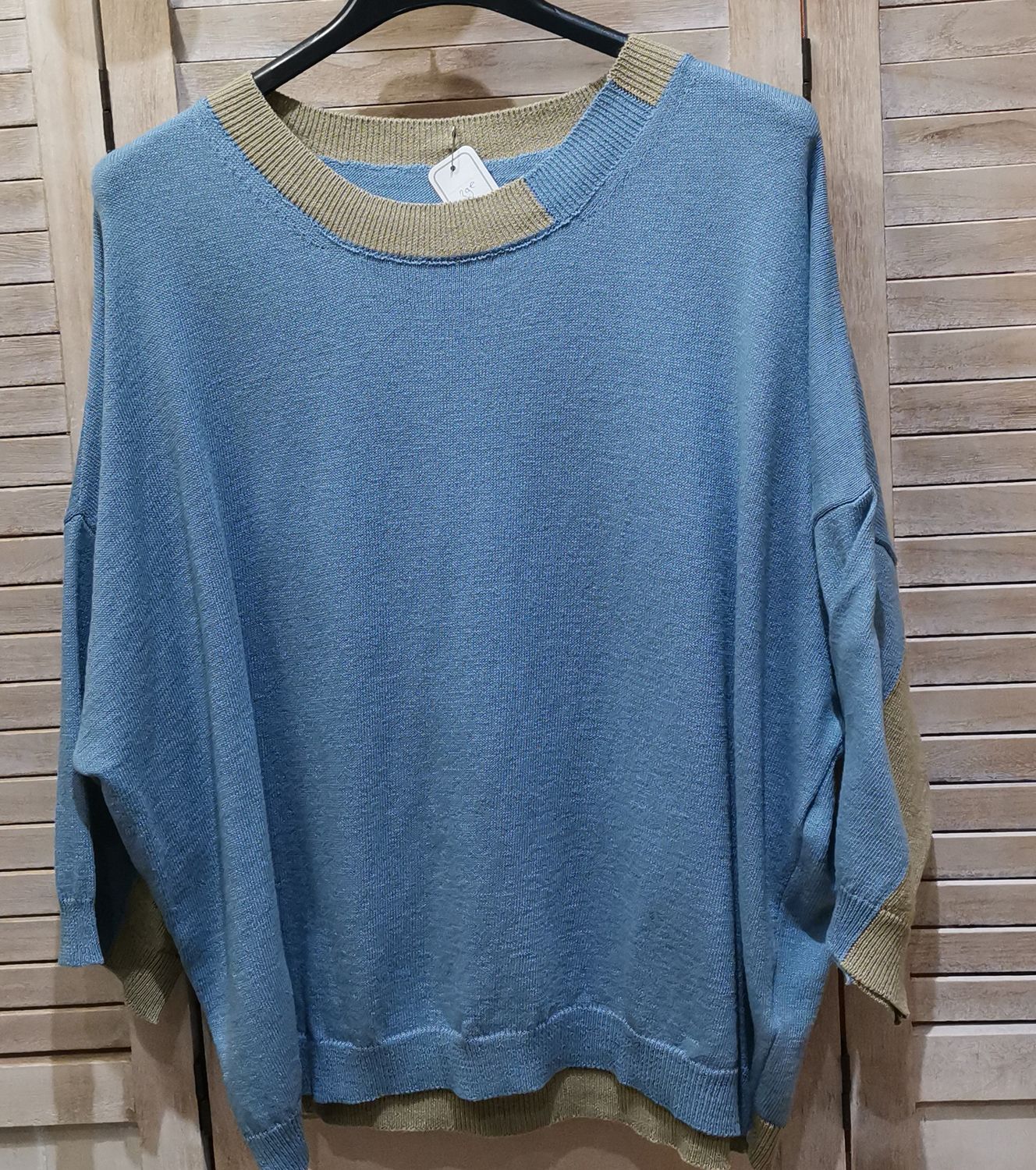 Pull fin bleu ciel et camel