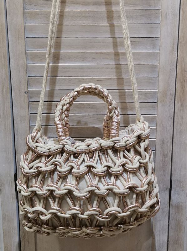 Joli sac en corde crème  et bronze