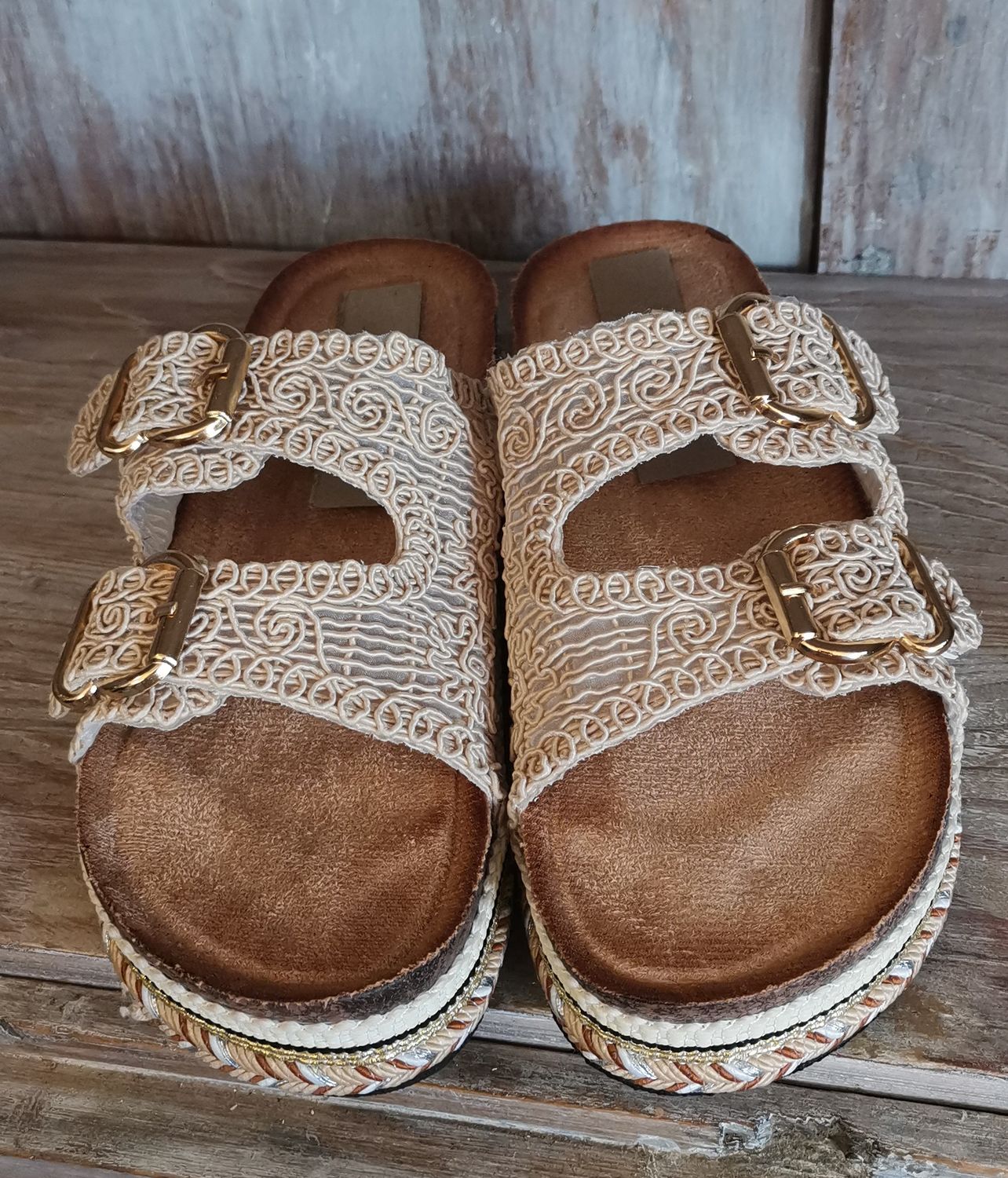 Sandales/nu-pieds dentelle plateau