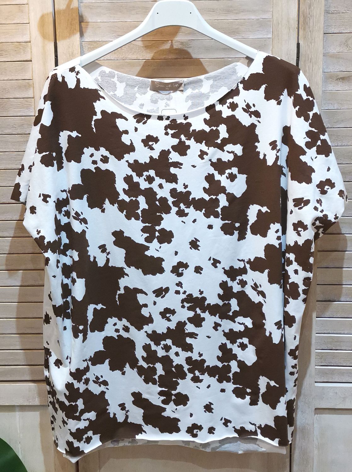 T-shirt beige et chocolat
