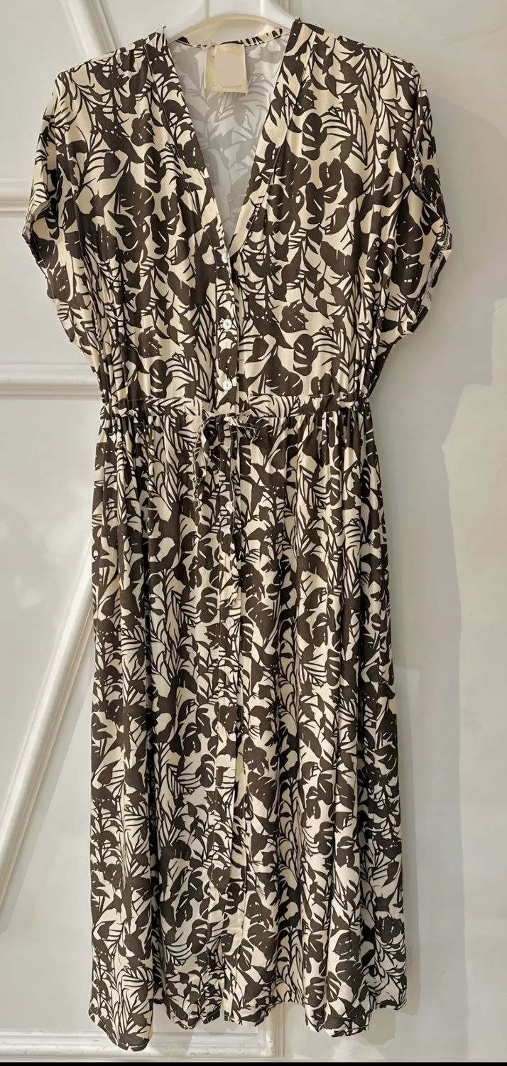 Robe beige et chocolat mi longue